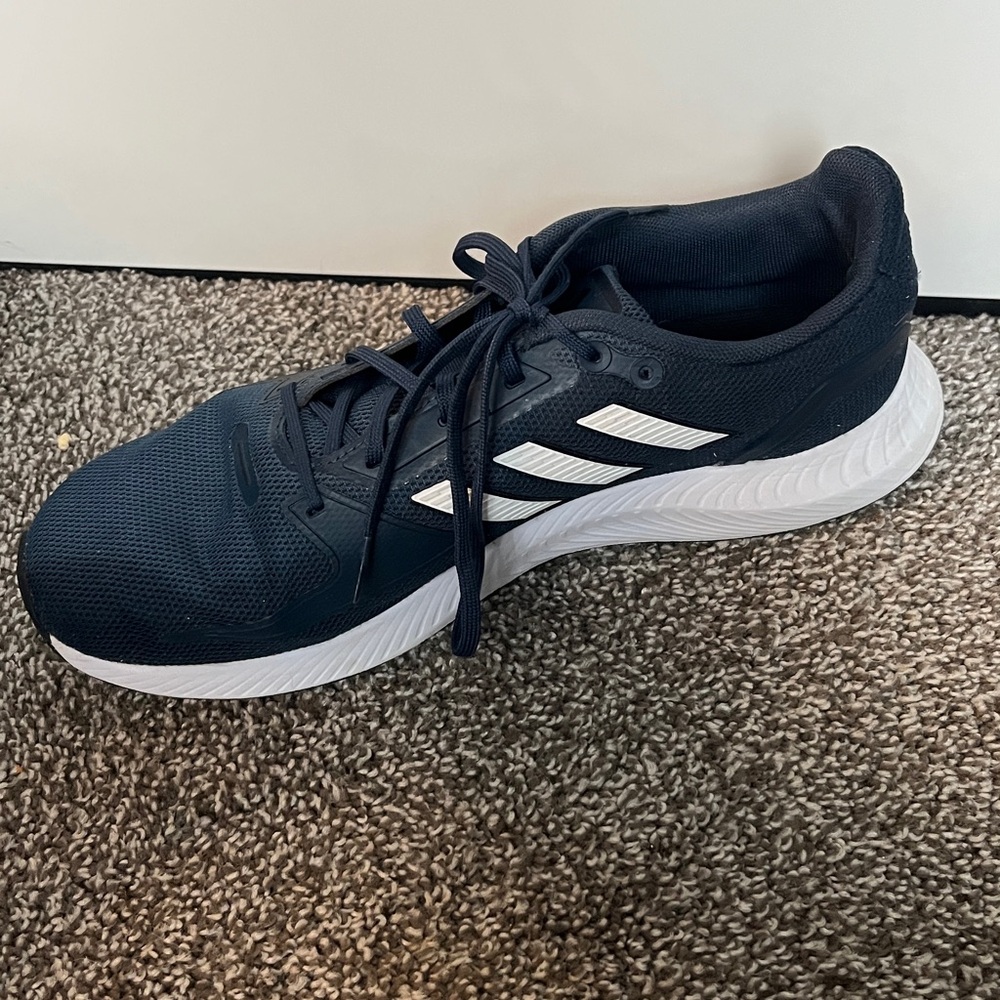 Men’s Adidas Nonmarking Blue Sneakers - Picture 2 of 12
